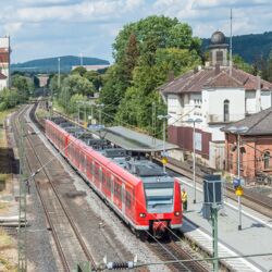 Schienenverkehrsstation © Christoph Rau Photographie, Darmstadt