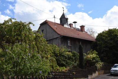 Alte Schule Jung kauft Alt